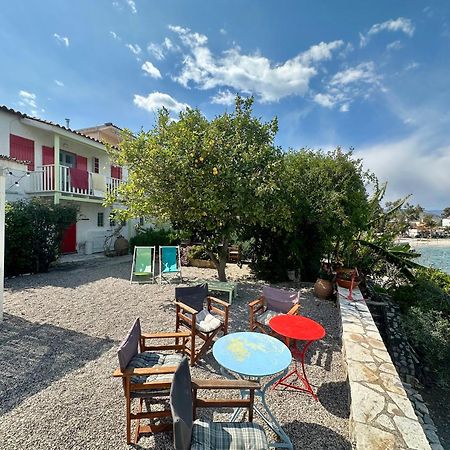 Kiveri 1876 Traditional Seafront Cottage Dış mekan fotoğraf