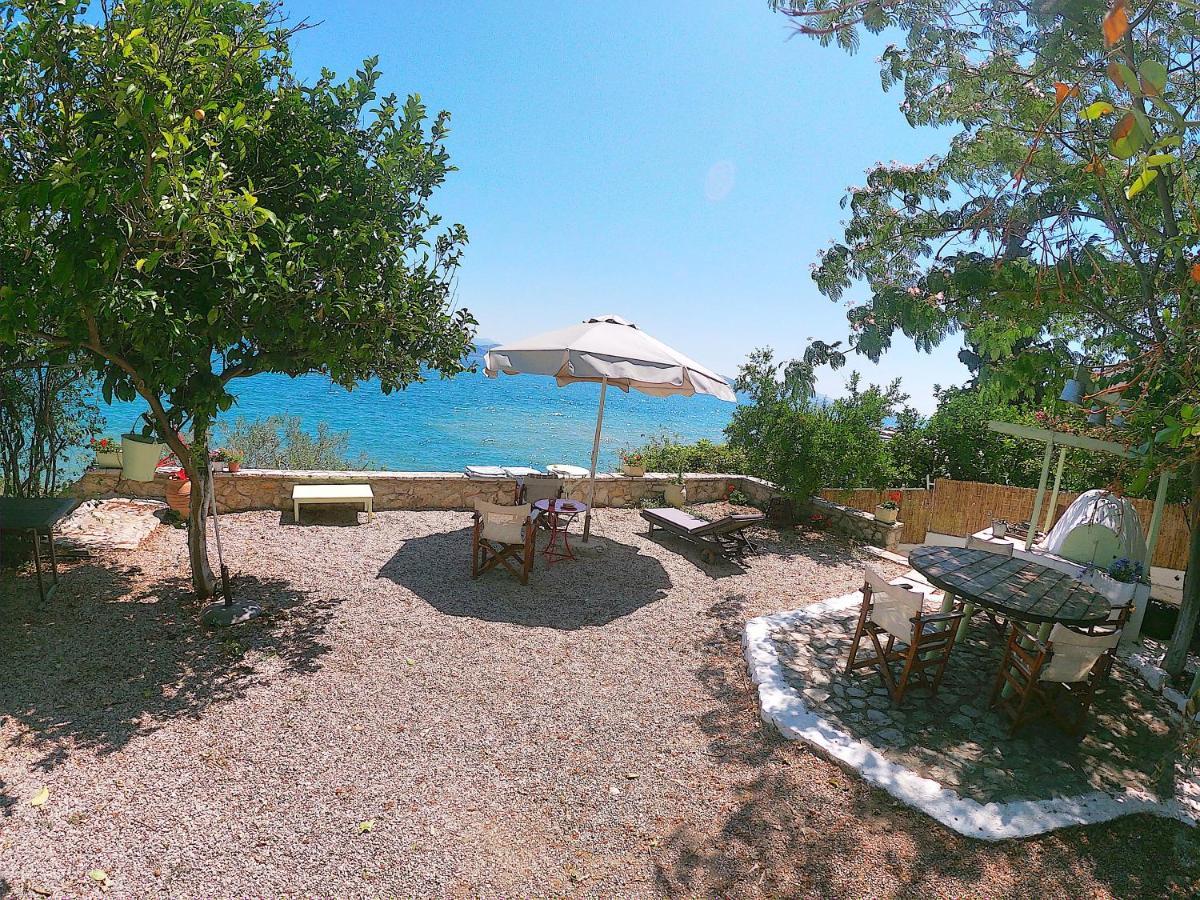 Kiveri 1876 Traditional Seafront Cottage Dış mekan fotoğraf