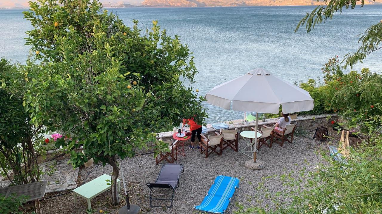 Kiveri 1876 Traditional Seafront Cottage Dış mekan fotoğraf