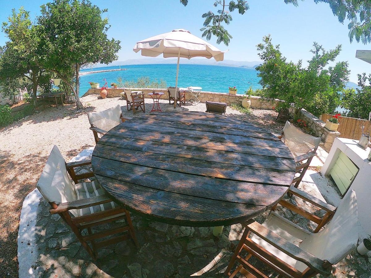 Kiveri 1876 Traditional Seafront Cottage Dış mekan fotoğraf