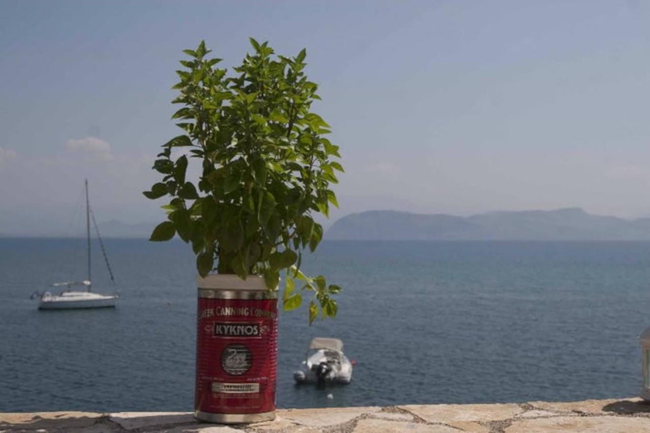 Kiveri 1876 Traditional Seafront Cottage Dış mekan fotoğraf